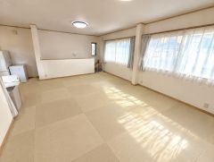 AIにて家具を消去しており、現況と異なる場合は現況を優先致します。