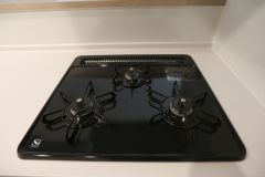 三口ガスコンロあり