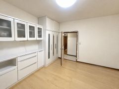 AIにて家具を消去しており、現況と異なる場合は現況を優先致します。