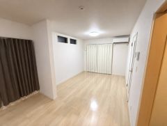AIにて家具を消去しており、現況と異なる場合は現況を優先致します。