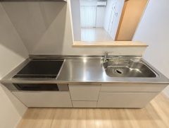 AIにて家具を消去しており、現況と異なる場合は現況を優先致します。